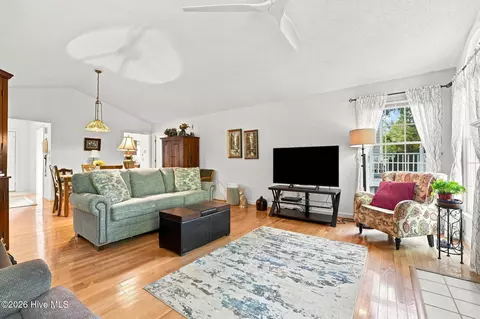 Living - 2302 Wentworth Cir, Pinehurst, NC 28374 photo 1 of 2