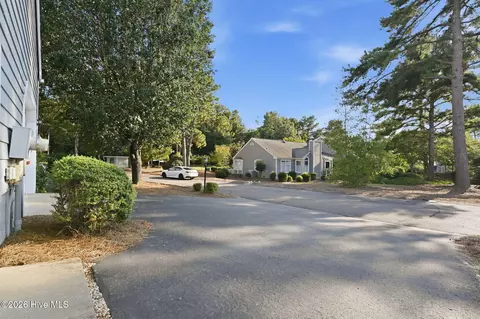 Exterior - 2302 Wentworth Cir, Pinehurst, NC 28374 photo 7 of 10