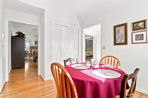 Dining - 2302 Wentworth Cir, Pinehurst, NC 28374 photo 4 of 7