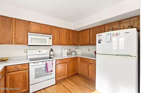 Kitchen - 2302 Wentworth Cir, Pinehurst, NC 28374 photo 2 of 4