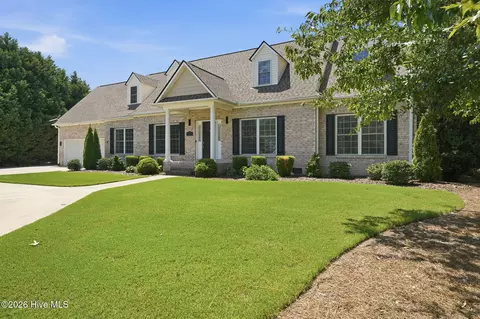 Exterior - 5 Stallion Pl, Pinehurst, NC 28374 photo 2 of 17