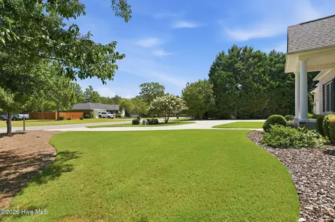 Exterior - 5 Stallion Pl, Pinehurst, NC 28374 photo 6 of 17
