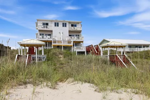Exterior - 3903 Ocean Dr #EAST, Emerald Isle, NC 28594 photo 7 of 7
