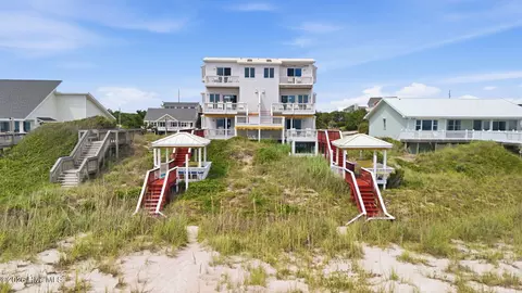 Exterior - 3903 Ocean Dr #EAST, Emerald Isle, NC 28594 photo 2 of 7