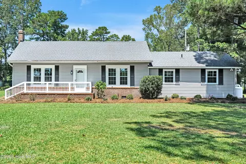 3275 Horse Branch Rd, Burgaw, NC 28425