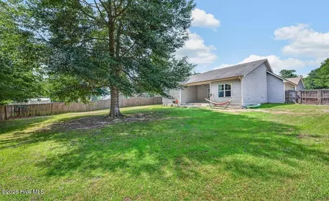 Exterior - 413 Peppermint Dr, Hubert, NC 28539 photo 5 of 5