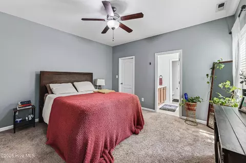 Bedroom - 413 Peppermint Dr, Hubert, NC 28539 photo 2 of 3