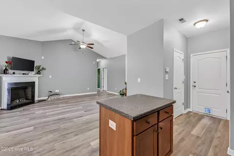 Entry Way - 413 Peppermint Dr, Hubert, NC 28539 photo 1 of 2