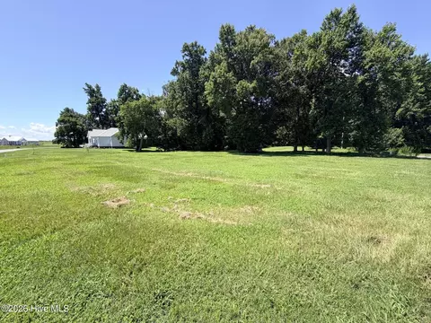 101 Knights Ct, Merry Hill, NC 27957