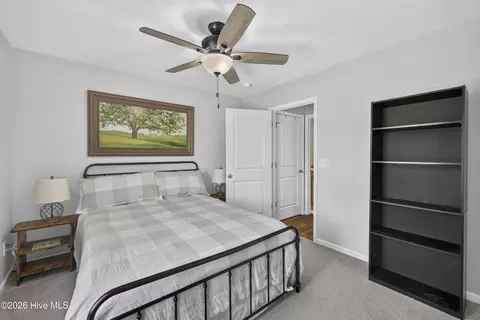 Bedroom - 10 Evian Ct, Hampstead, NC 28443 photo 2 of 8