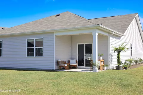 Exterior - 2039 Willowleaf Dr, Leland, NC 28451 photo 4 of 8