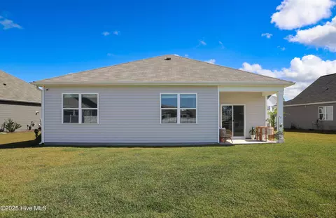 Exterior - 2039 Willowleaf Dr, Leland, NC 28451 photo 6 of 8