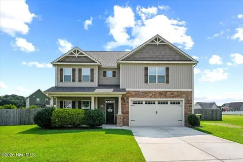 114 Castaway Ct, Pikeville, NC 27863