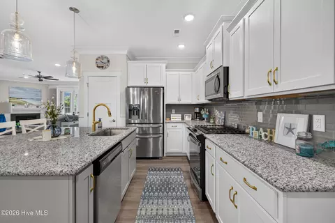 Kitchen - 2217 Reefside Loop NE, Leland, NC 28451 photo 3 of 4