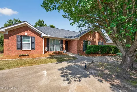 4726 Laural Oak Dr, Hephzibah, GA 30815