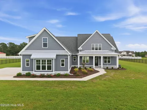 335 Stephanye Ln, Greenville, NC 27834