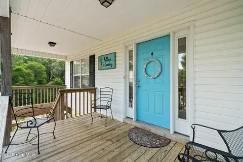1207 E Oak Island Dr, Oak Island, NC 28465