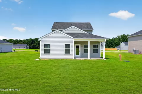 Exterior - 104 Rubyfield Ct, Fremont, NC 27830 photo 5 of 7