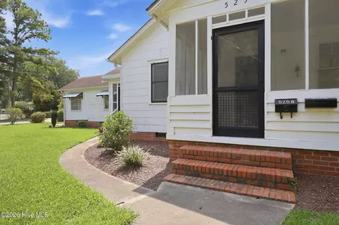 Exterior - 525 E 2nd St, Washington, NC 27889 photo 1 of 12