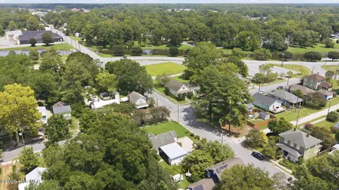 View/Area - 525 E 2nd St, Washington, NC 27889 photo 6 of 10