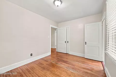 Bedroom - 525 E 2nd St, Washington, NC 27889 photo 5 of 9