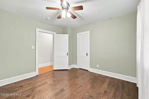 Bedroom - 525 E 2nd St, Washington, NC 27889 photo 3 of 9