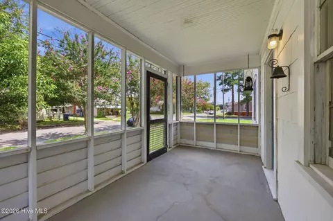 Exterior - 525 E 2nd St, Washington, NC 27889 photo 3 of 12