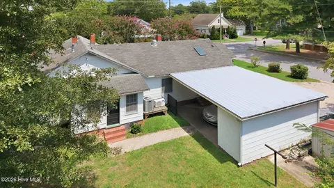 Exterior - 525 E 2nd St, Washington, NC 27889 photo 8 of 12