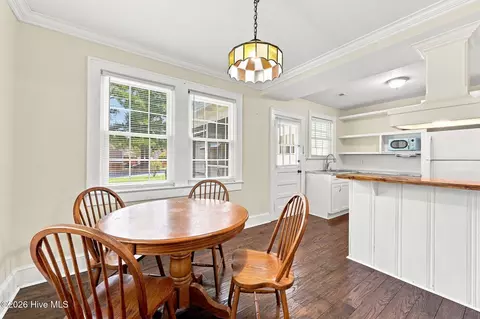 Dining - 525 E 2nd St, Washington, NC 27889 photo 3 of 3