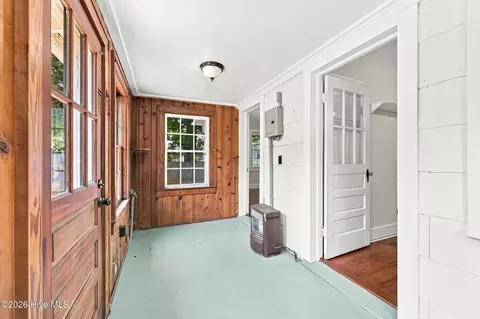 Exterior - 525 E 2nd St, Washington, NC 27889 photo 5 of 12
