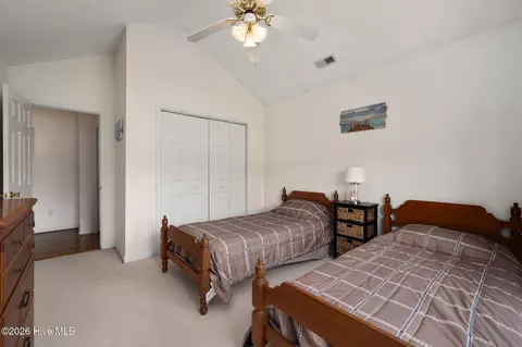 Bedroom - 134 Soundside Estates Dr, Grandy, NC 27939 photo 6 of 11