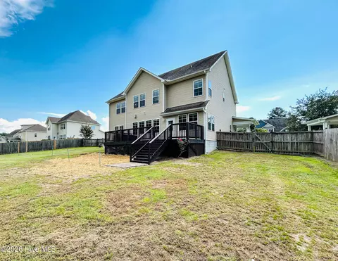 Exterior - 424 Wolfe Ln, Hubert, NC 28539 photo 7 of 15