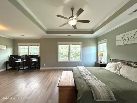 Bedroom - 424 Wolfe Ln, Hubert, NC 28539 photo 4 of 12