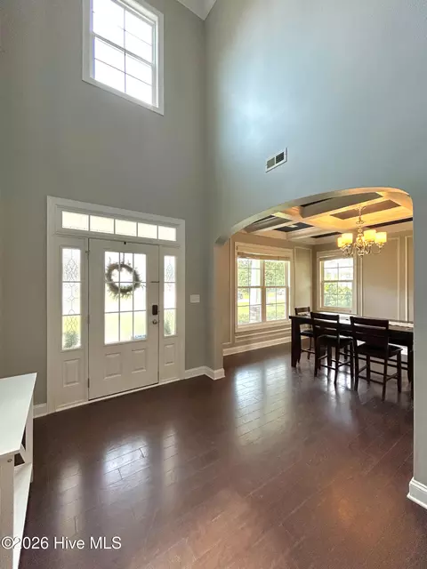 Entry Way - 424 Wolfe Ln, Hubert, NC 28539 photo 6 of 13