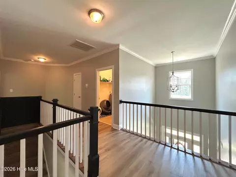Entry Way - 424 Wolfe Ln, Hubert, NC 28539 photo 10 of 13