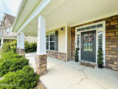 Exterior - 424 Wolfe Ln, Hubert, NC 28539 photo 4 of 15