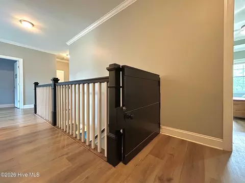 Entry Way - 424 Wolfe Ln, Hubert, NC 28539 photo 11 of 13