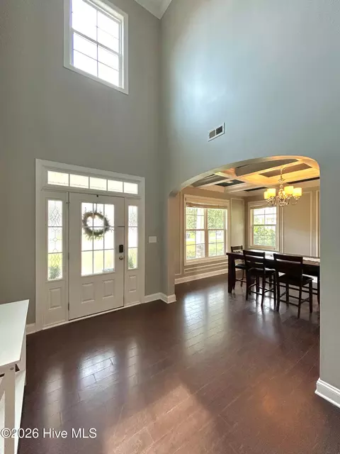 Entry Way - 424 Wolfe Ln, Hubert, NC 28539 photo 5 of 13