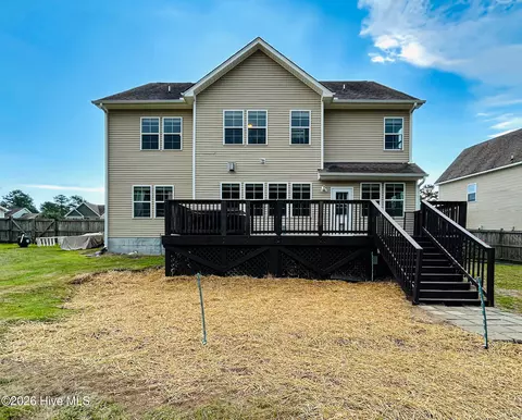 Exterior - 424 Wolfe Ln, Hubert, NC 28539 photo 8 of 15