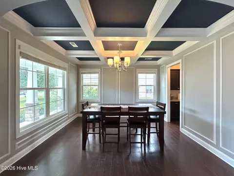 Dining - 424 Wolfe Ln, Hubert, NC 28539 photo 1 of 7