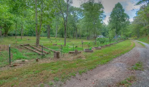 Exterior - 15 Ranger Hl, Murphy, NC 28906 photo 3 of 15