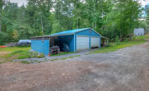 Exterior - 15 Ranger Hl, Murphy, NC 28906 photo 2 of 15