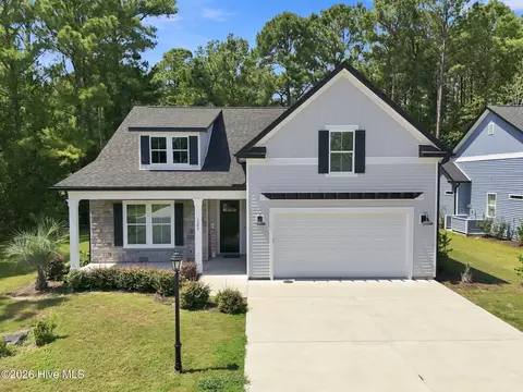 1200 Moultrie Dr NW, Calabash, NC 28467