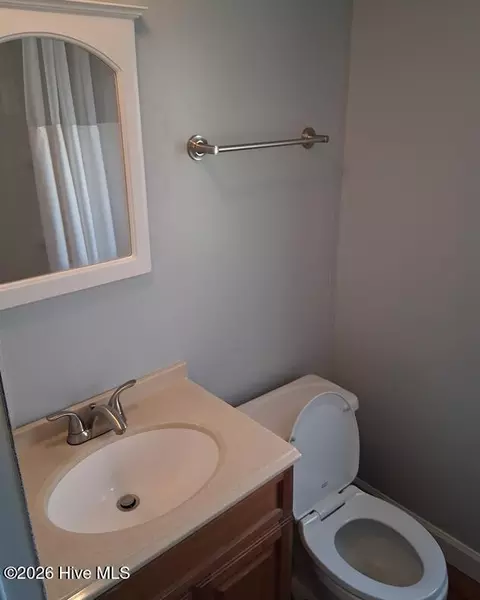Bath - 2146 Forest Dr SW, Supply, NC 28462 photo 2 of 3