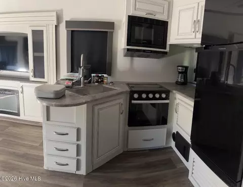 Kitchen - 2171 Gene Howard Rd, Stapleton, GA 30823 photo 3 of 3