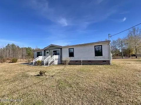 122 Riddick St, Hobgood, NC 27843