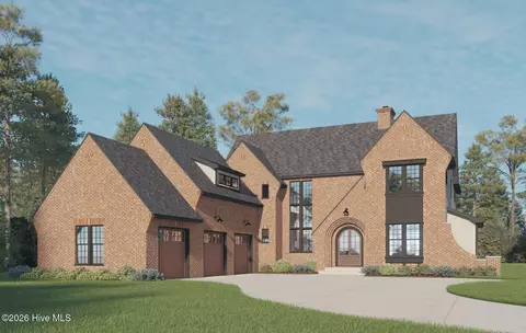 210 Eagle Point Ln, Southern Pines, NC 28387