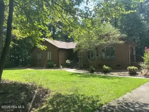 1273 Forest Acres Dr, Greenville, NC 27834