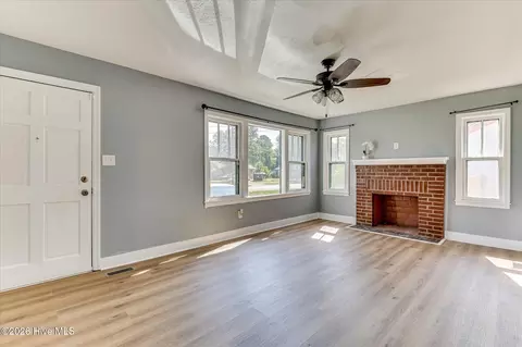 Living - 1951 Olive Rd, Augusta, GA 30906 photo 1 of 5