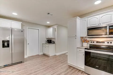 Kitchen - 4121 Allison Rd, Martinez, GA 30907 photo 5 of 6